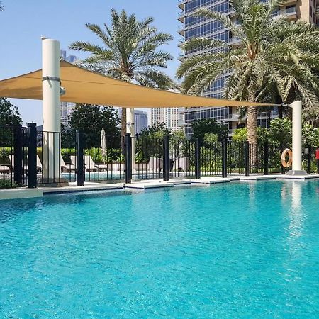 Nasma Luxury Stays - Fantastic Burj Khalifa View From This Fancy Condo Дубай Екстериор снимка